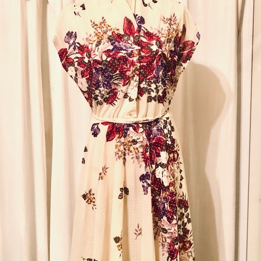 Vintage Floral Dress with red, violet, and lavender flowers in size 16